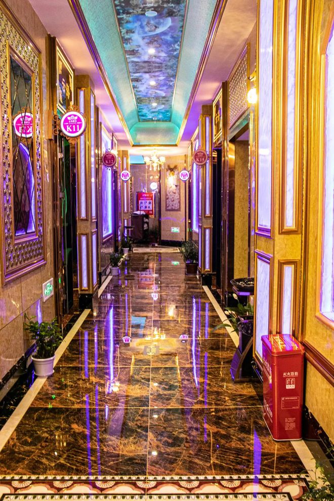 瀘州新開1800㎡高端足浴會所 融合足浴與時(shí)尚理發(fā)的全方位體驗(yàn)