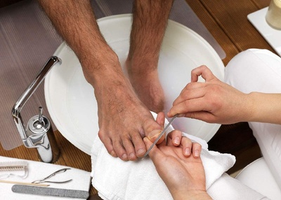 足浴養(yǎng)生技師做好這些服務(wù)細(xì)節(jié)，店長(zhǎng)欣賞、顧客喜歡